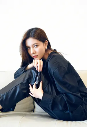 宋妍霏优雅气质写真图片_2