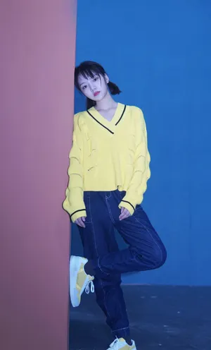 任敏青春时髦写真图片