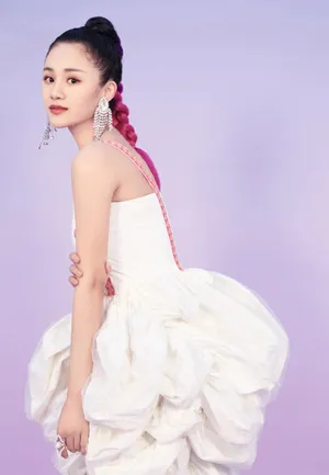 安悦溪时髦个性杂志写真图片_4