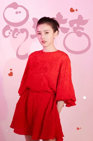 宋祖儿红衣性感靓丽写真图片
