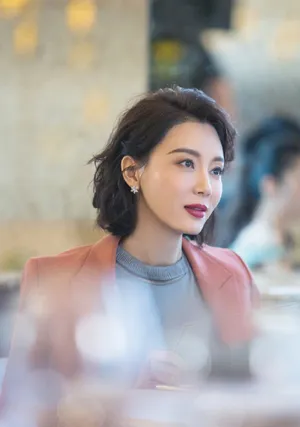 陈数《完美关系》干练西装剧照图片_8