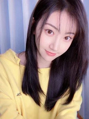 景甜居家甜美写真图片