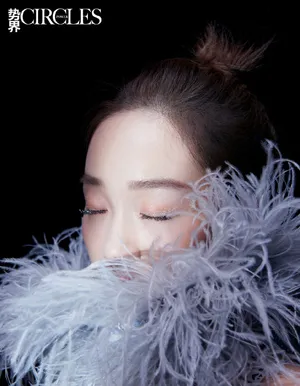 李子璇精灵妆养眼写真图片_6