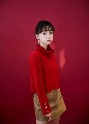 吴谨言红色毛衣俏皮写真图片_3