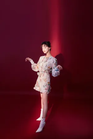 吴谨言甜美靓丽写真图片_7