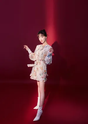 吴谨言甜美靓丽写真图片_8