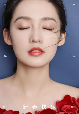 李沁红色礼裙性感写真图片