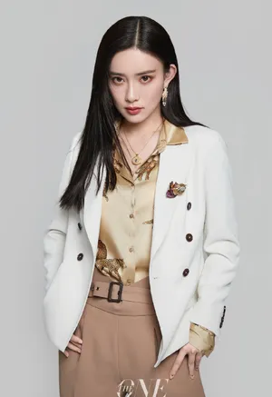 孟子义及腰高马尾灵动写真图片_2
