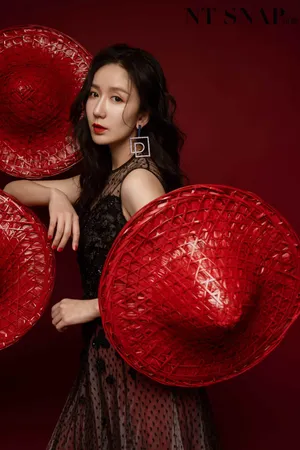 娄艺潇古典美艳写真图片_10