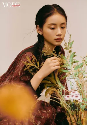 孙伊涵清冷迷人时尚写真图片_6