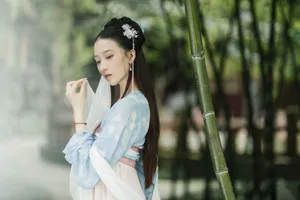 SNH48吴哲晗仙气古风写真图片