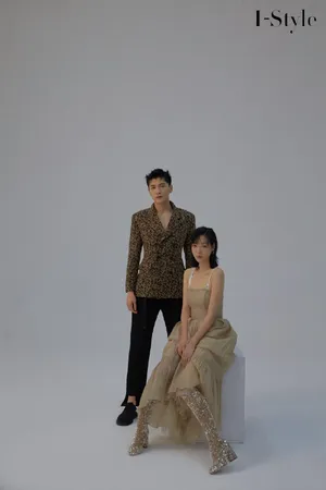 何杜娟金泽合体时尚写真图片