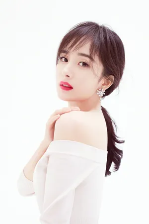 杨幂时尚性感写真图片_2