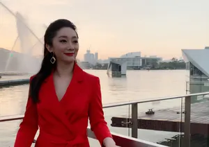 原子飞红色连衣裙性感图片