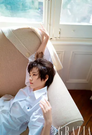 李庚希红秀杂志性感写真图片