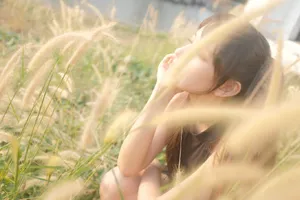 程潇朦胧光影性感写真图片_2