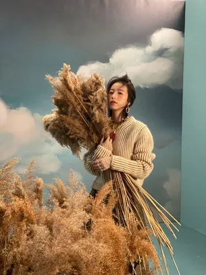 周雨彤时尚写真花絮图片_1