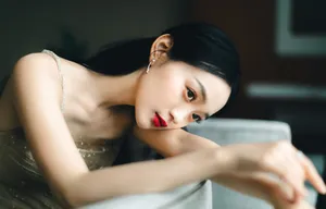 何泓姗性感迷人写真图片_2