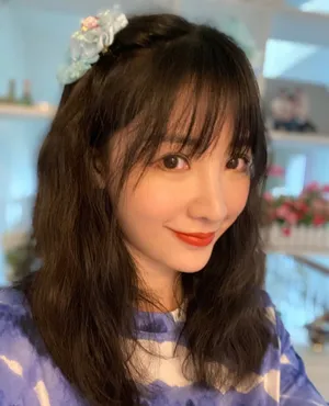 柳岩清爽养眼私服图片_3