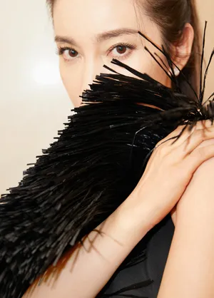 李冰冰高马尾飒爽甜酷写真图片_2
