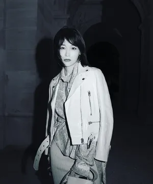 田沅甜酷时尚写真图片_3