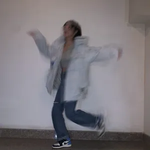 周洁琼运动风生活照图片_1