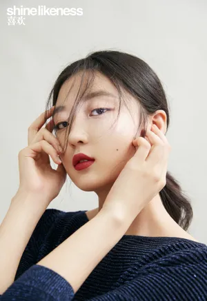 孙千清秀甜美写真图片