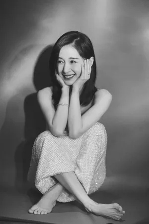 王子文性感露腰鱼人裙写真图片_5