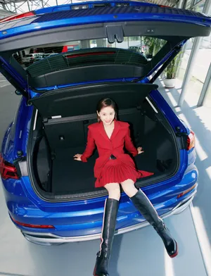 王子文性感时尚代言写真图片