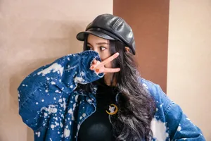 杨幂露脐装性感写真图片