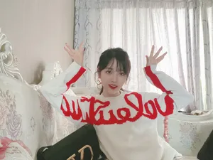 吴宣仪私服俏皮写真图片_2