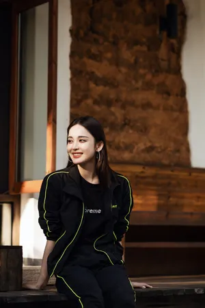 古力娜扎《你好生活》运动风剧照图片_8