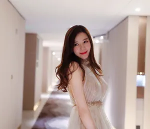 周韦彤仙气性感活动照图片_2