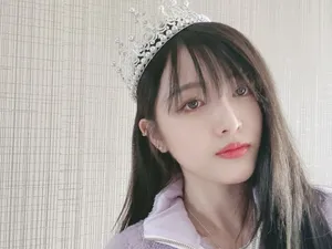 吴宣仪养眼私房自拍照图片_4