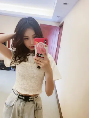 黄一琳甜美少女感自拍照图片_5