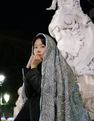 李梦慵懒街拍写真图片_2
