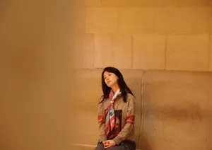 李梦慵懒街拍写真图片_8