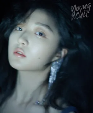 孙千性感妩媚写真图片_8