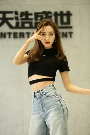 宣璐酷美练舞照图片_3