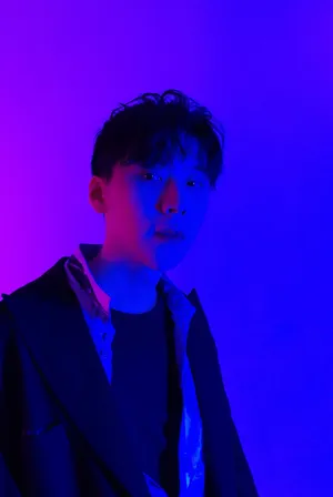 王博文帅气时髦写真图片_9