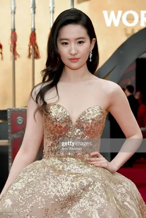 刘亦菲《花木兰》全球首映礼现场图片_4