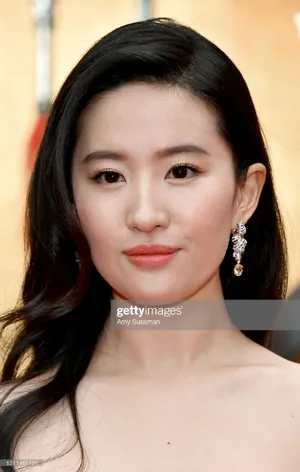 刘亦菲《花木兰》全球首映礼现场图片_5