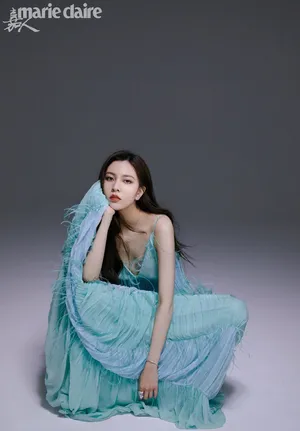 宋妍霏酷美养眼写真图片