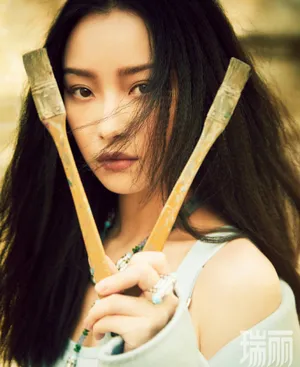 倪妮优雅时装性感写真图片_6