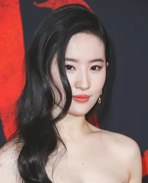 刘亦菲凤凰裙极清美照图片_6