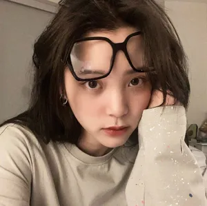 欧阳娜娜俏丽自拍照图片_4