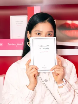 张婧仪香奈儿活动照性感图片_3