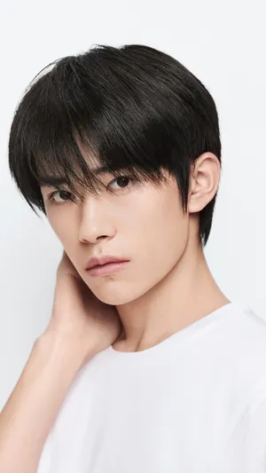 易烊千玺阿玛尼品牌代言写真图片_3