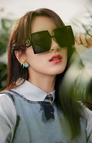 袁冰妍时尚活力写真图片