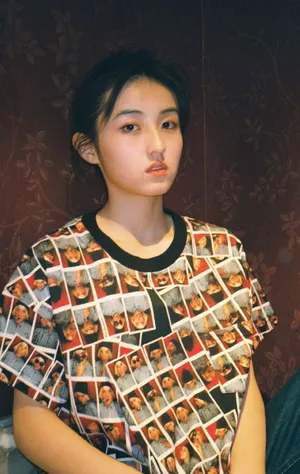 张子枫复古风私服照图片_4